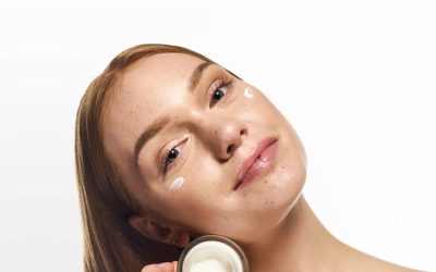 5 Reasons to Book a Professional Facial — and How Serums Support Your Glow